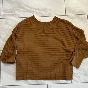 Light weight top